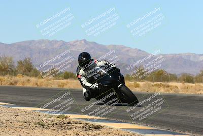 media/Feb-13-2022-SoCal Trackdays (Sun) [[c9210d39ca]]/Turn 7 Inside (1040am)/